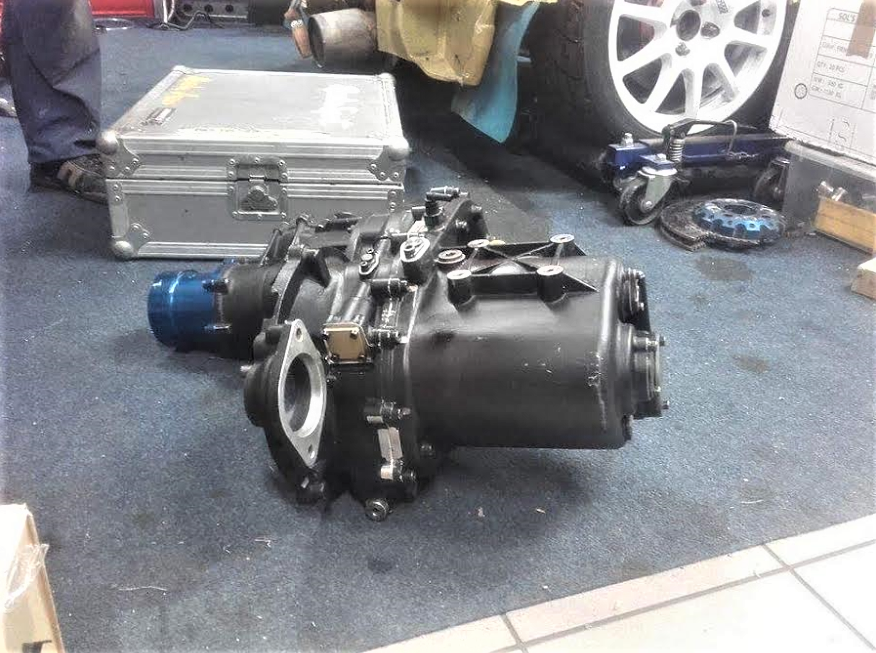 6 18 90. Sadev gearbox. КПП Sadev st75. TTI 4-Speed gearbox. Eaton 18 Speed Gear Box Construction.